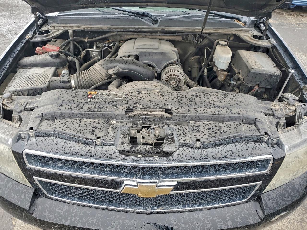 2011 CHEVROLET SUBURBAN K2500 LT photo 12