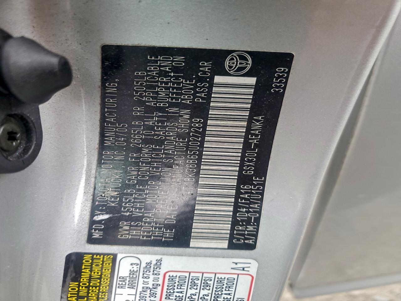 2005 TOYOTA AVALON XL photo 12