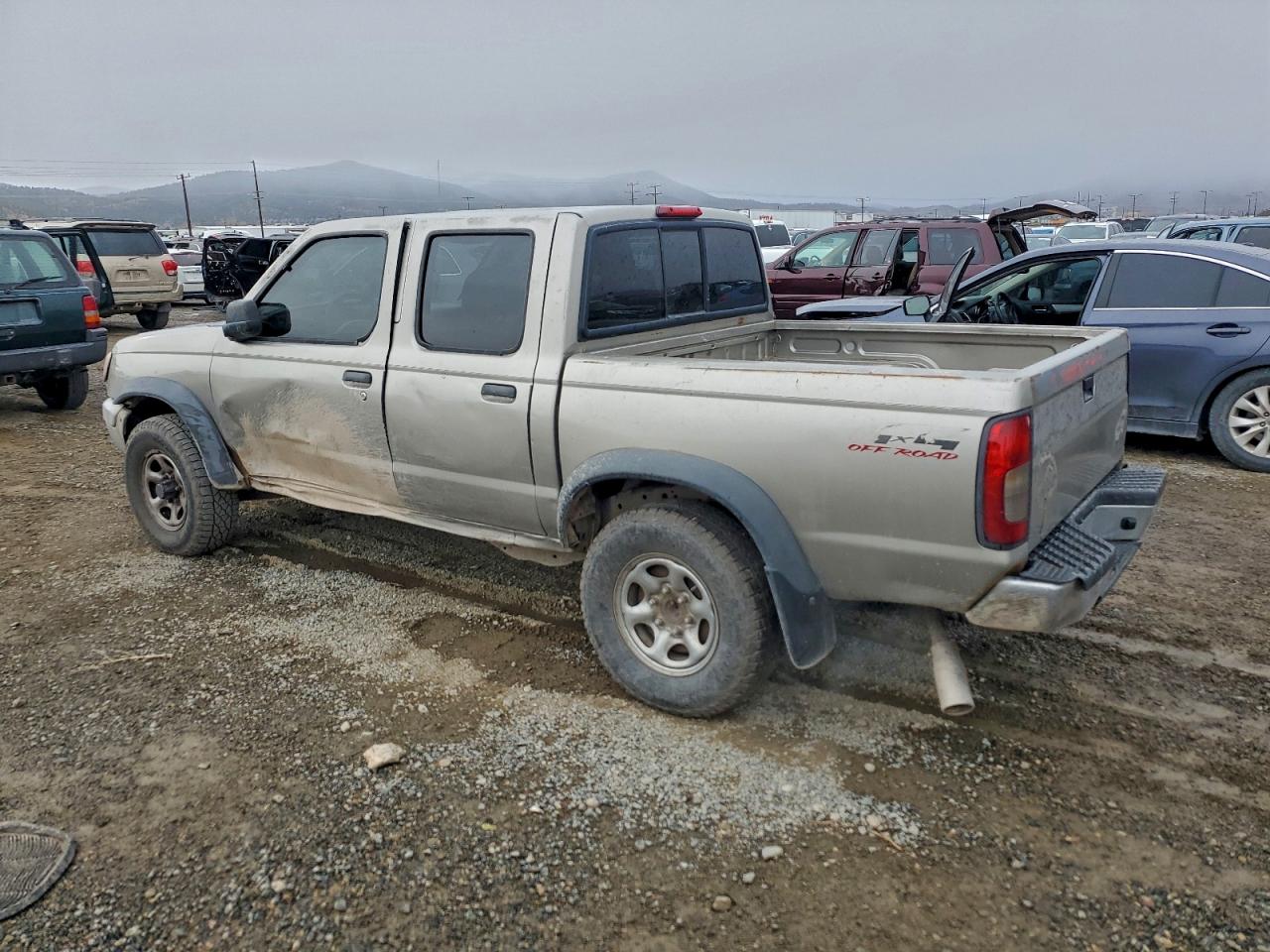 2000 NISSAN FRONTIER CREW CAB XE photo 3