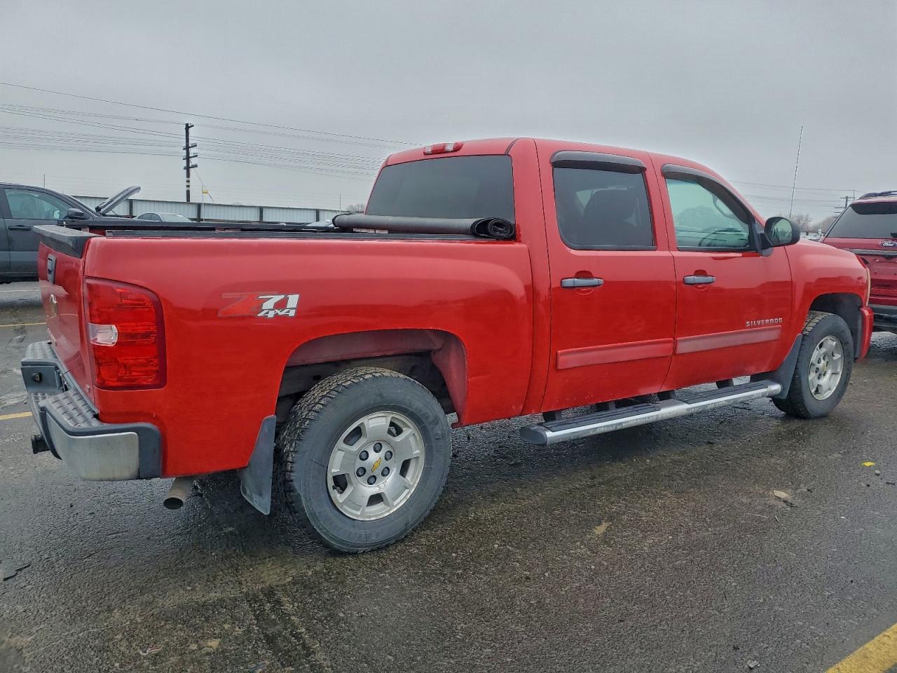2010 CHEVROLET SILVERADO K1500 LT photo 3