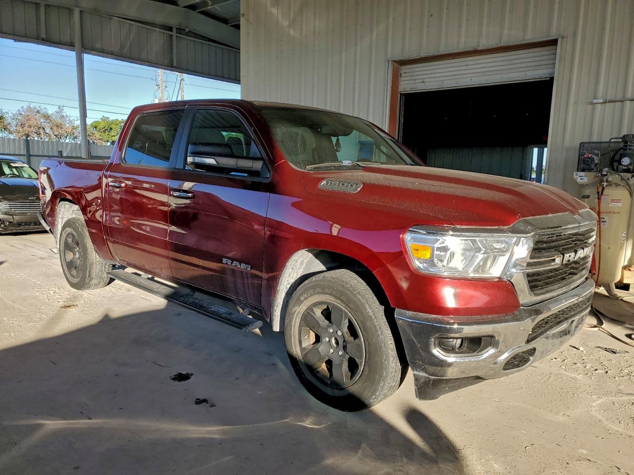 2019 RAM 1500 BIG HORN/LONE STAR photo 4