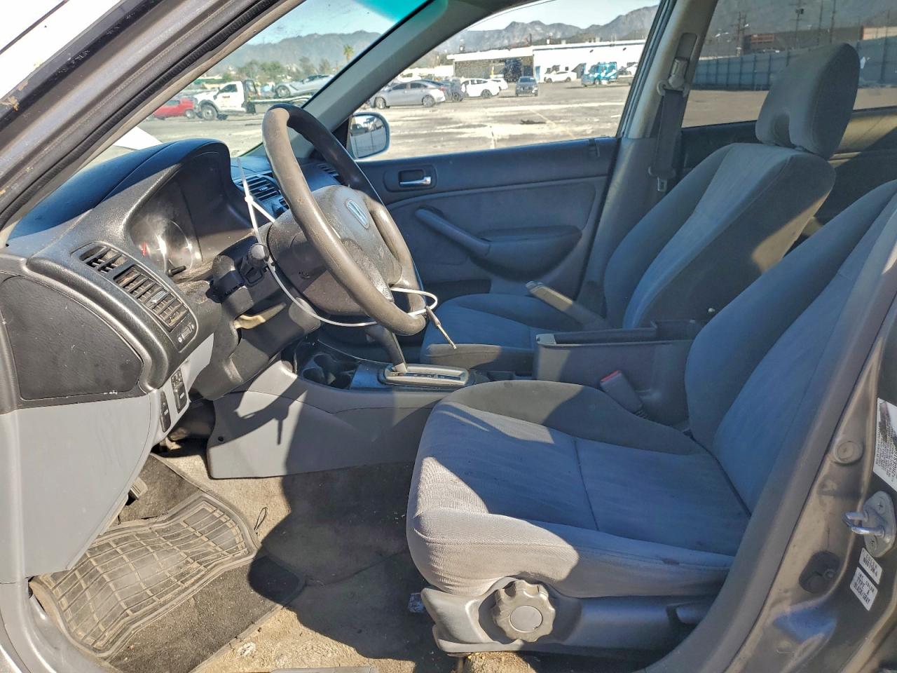 2004 HONDA CIVIC LX photo 25