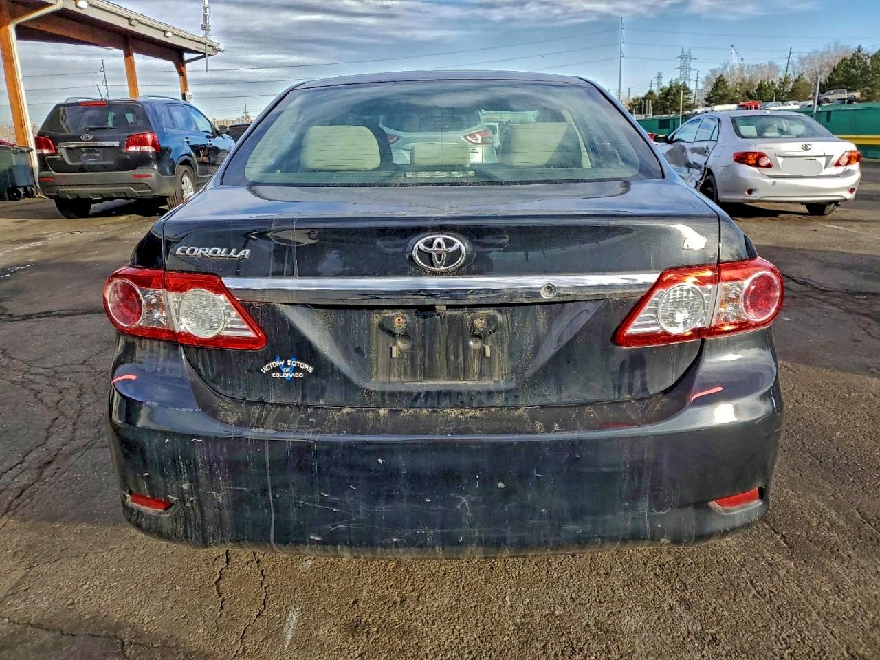 2012 TOYOTA COROLLA BASE photo 11