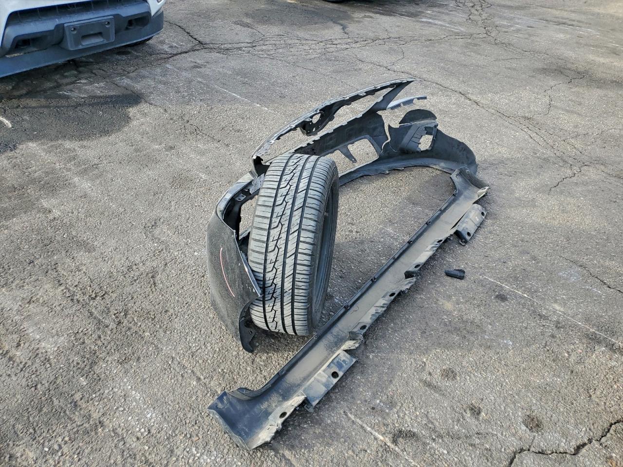 2012 TOYOTA COROLLA BASE photo 22