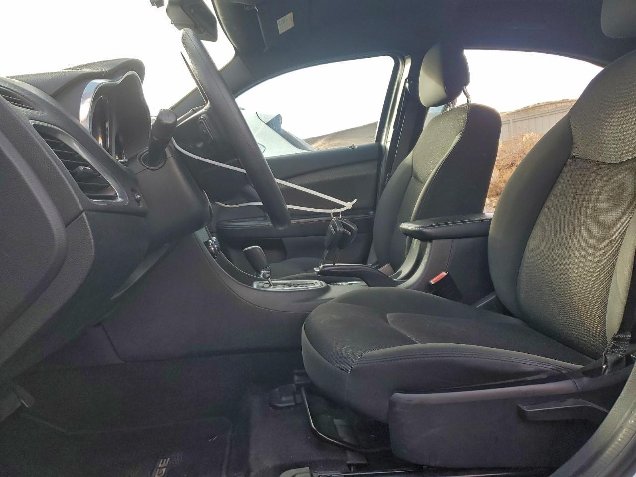 2014 DODGE AVENGER photo 7