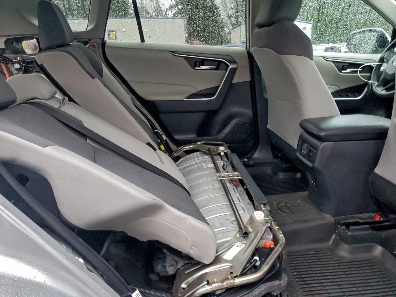 2019 TOYOTA RAV4 XLE photo 11