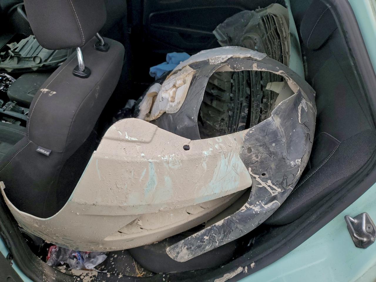 2019 FORD FIESTA SE photo 34