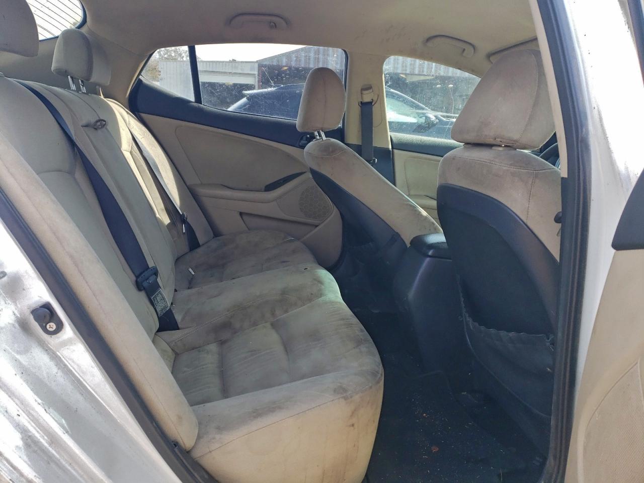 2014 KIA OPTIMA LX photo 19