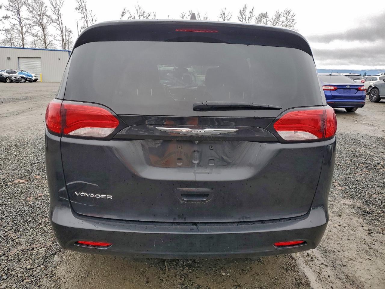 2021 CHRYSLER VOYAGER LXI photo 6