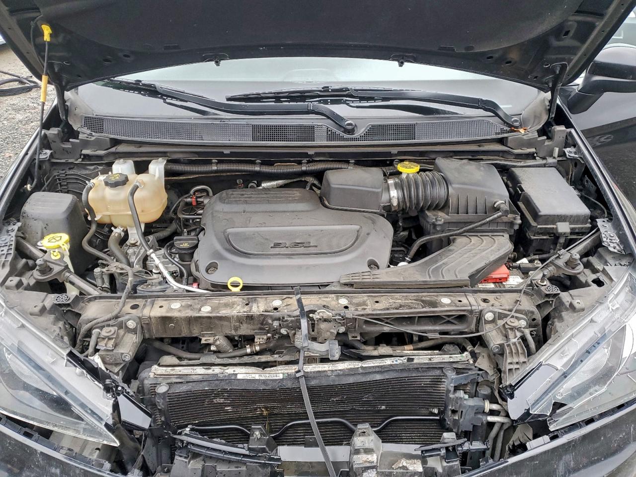 2021 CHRYSLER VOYAGER LXI photo 12