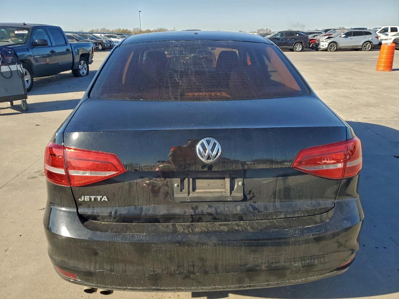 2015 VOLKSWAGEN JETTA BASE photo 6