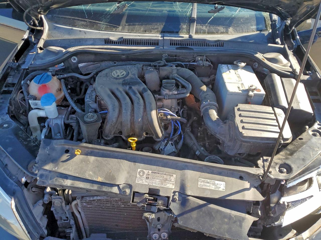 2015 VOLKSWAGEN JETTA BASE photo 11