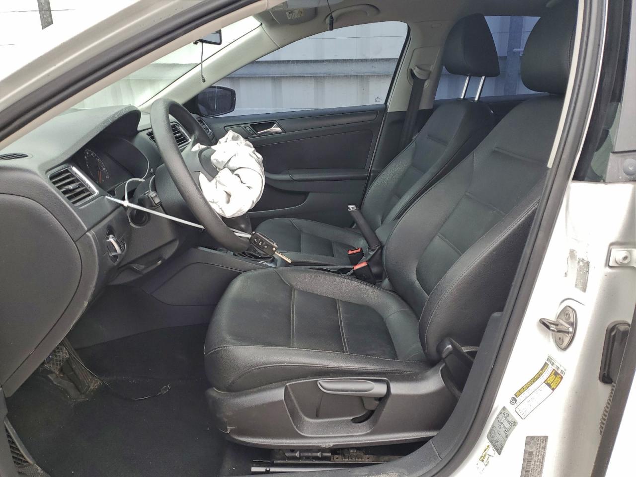 2011 VOLKSWAGEN JETTA SE photo 7