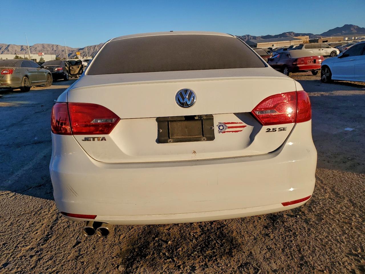 2011 VOLKSWAGEN JETTA SE photo 6