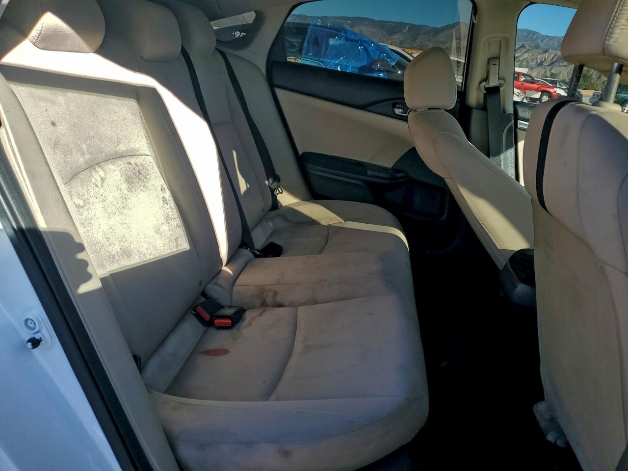 2020 HONDA CIVIC LX photo 19