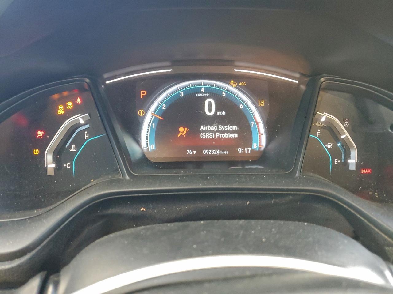 2020 HONDA CIVIC LX photo 17