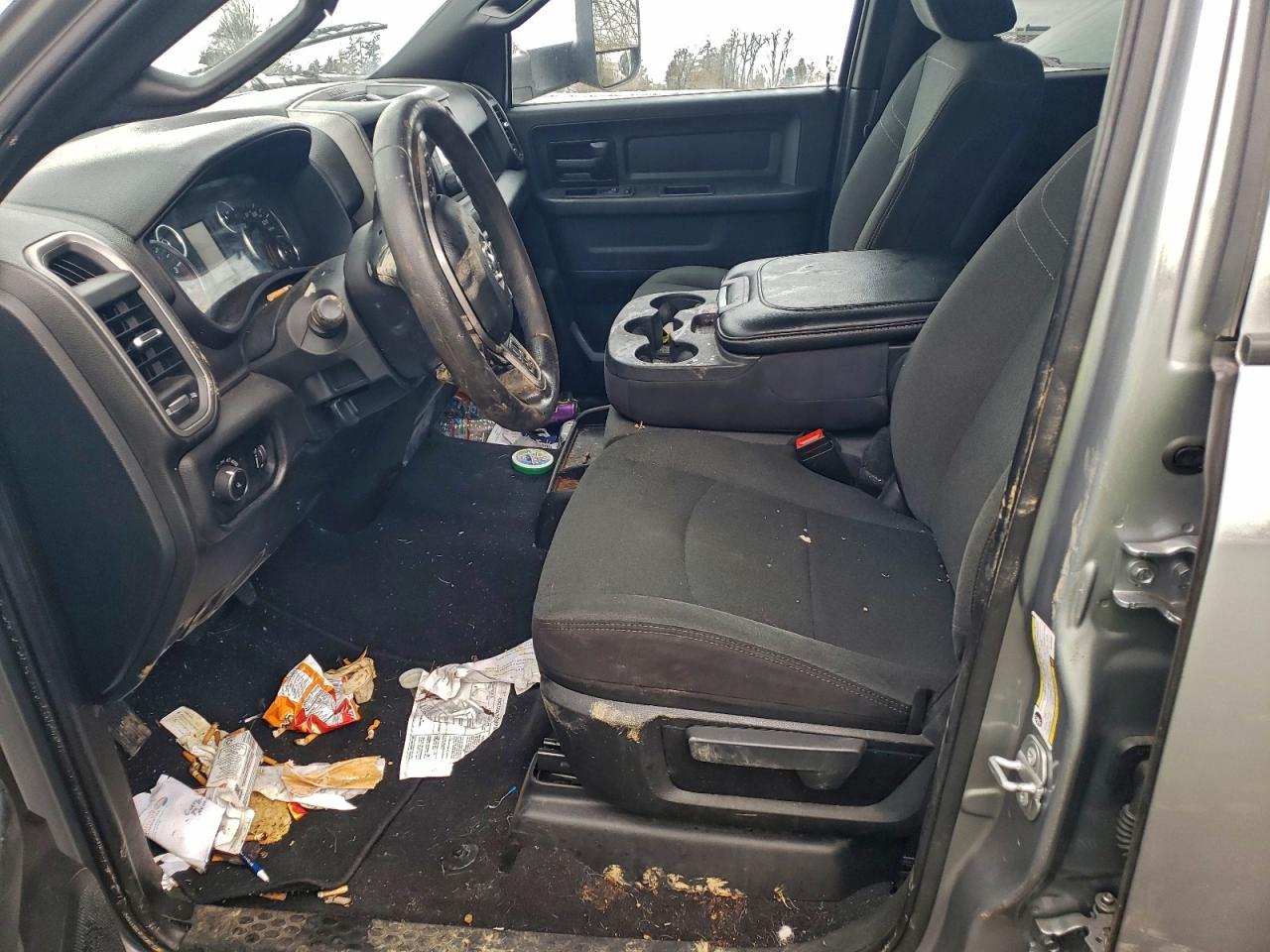 2022 RAM 3500 TRADESMAN photo 13
