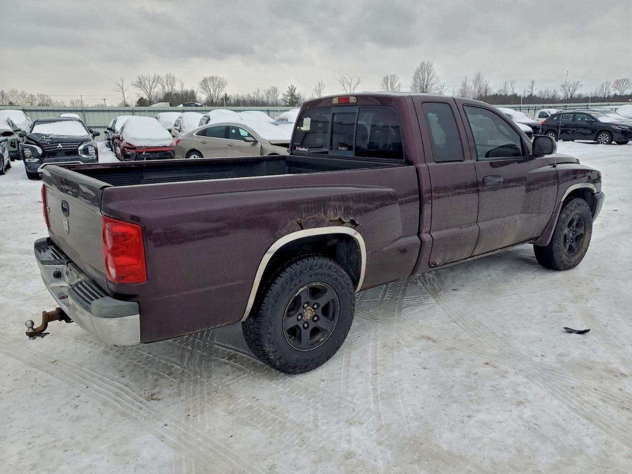 2005 DODGE DAKOTA SLT photo 3