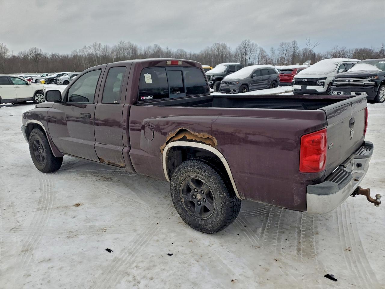 2005 DODGE DAKOTA SLT photo 2