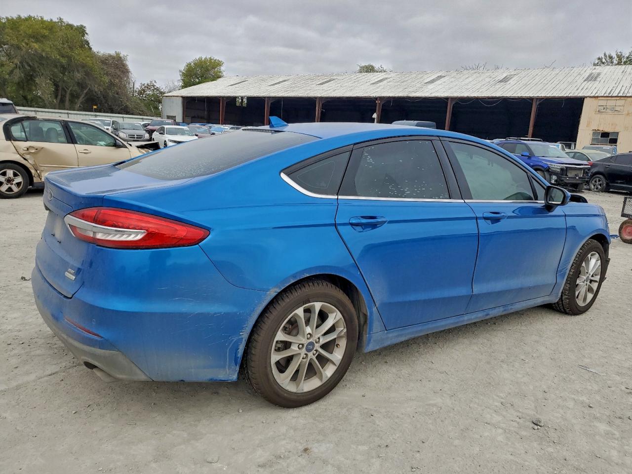 2019 FORD FUSION SE photo 3