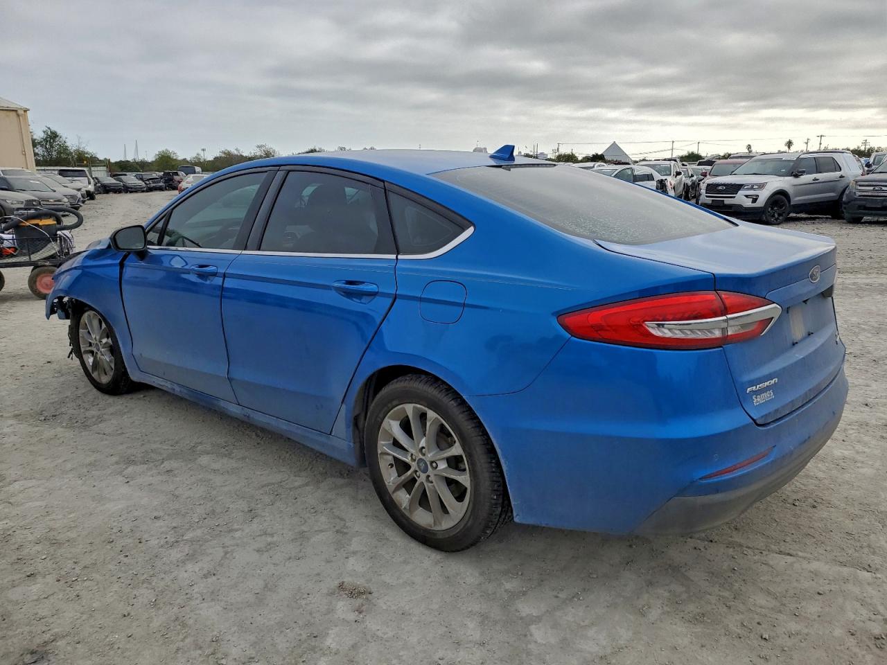 2019 FORD FUSION SE photo 2