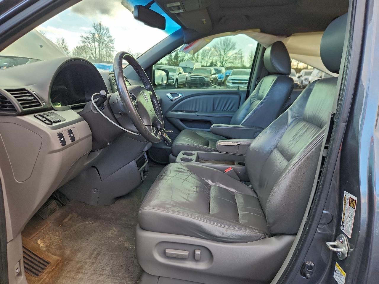2010 HONDA ODYSSEY EXL photo 7