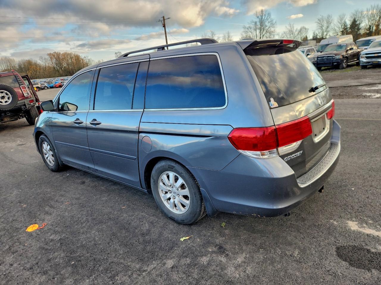 2010 HONDA ODYSSEY EXL photo 2