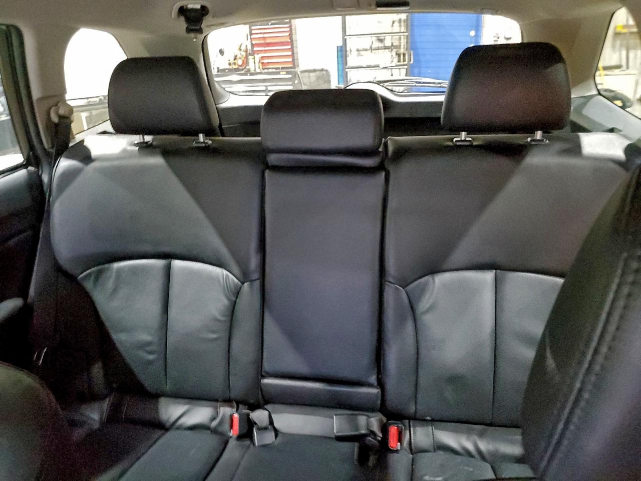 2011 SUBARU OUTBACK 2.5I LIMITED photo 19
