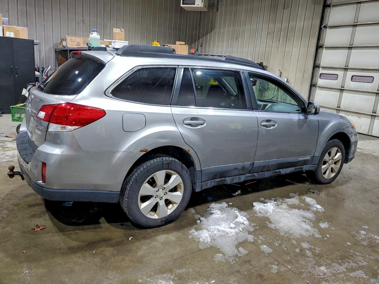 2011 SUBARU OUTBACK 2.5I LIMITED photo 5