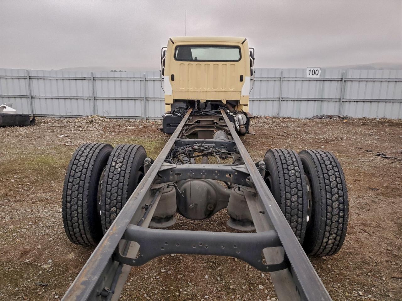2015 FREIGHTLINER BUSINESS CLASS M2 TRUCK CAB ANDCHASSIS photo 6