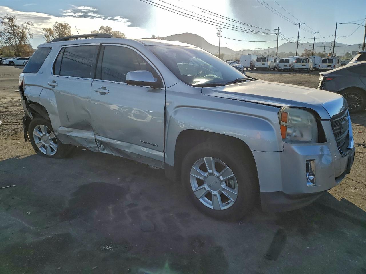 2012 GMC TERRAIN SLT photo 7
