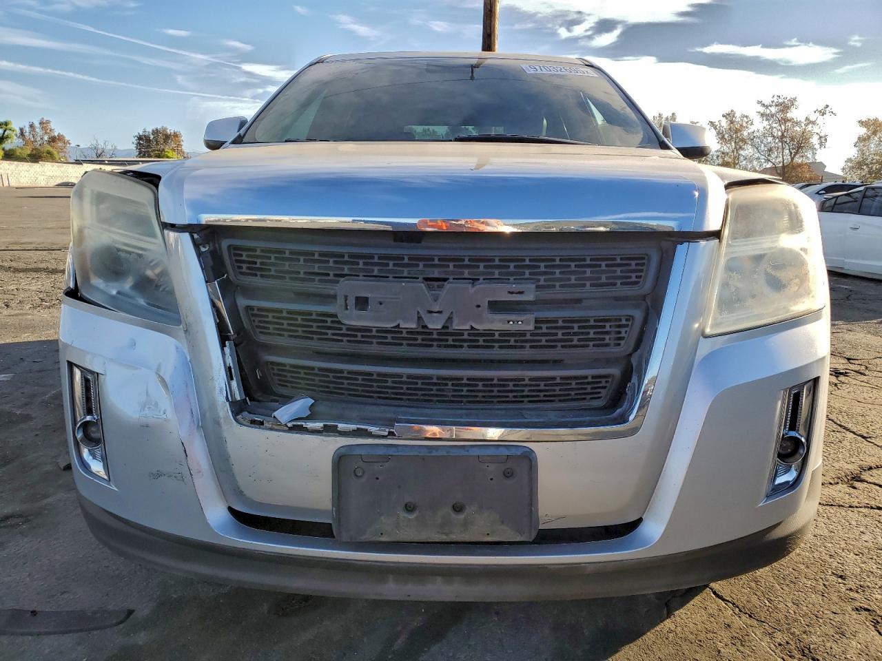 2012 GMC TERRAIN SLT photo 9