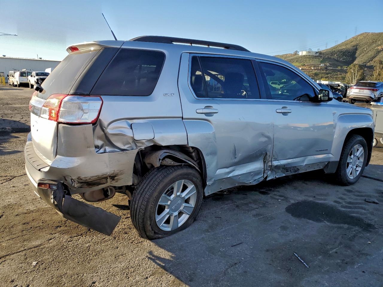 2012 GMC TERRAIN SLT photo 5
