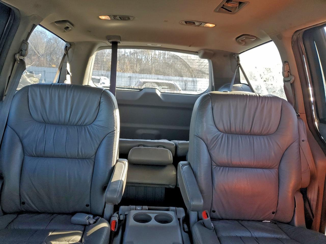 2010 HONDA ODYSSEY EXL photo 10
