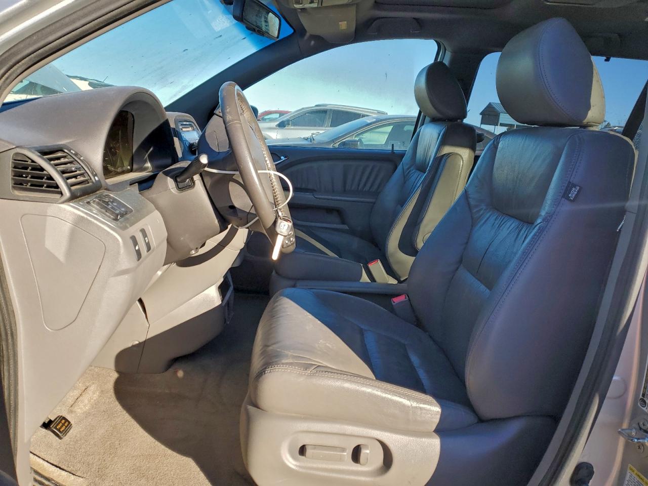 2010 HONDA ODYSSEY EXL photo 7