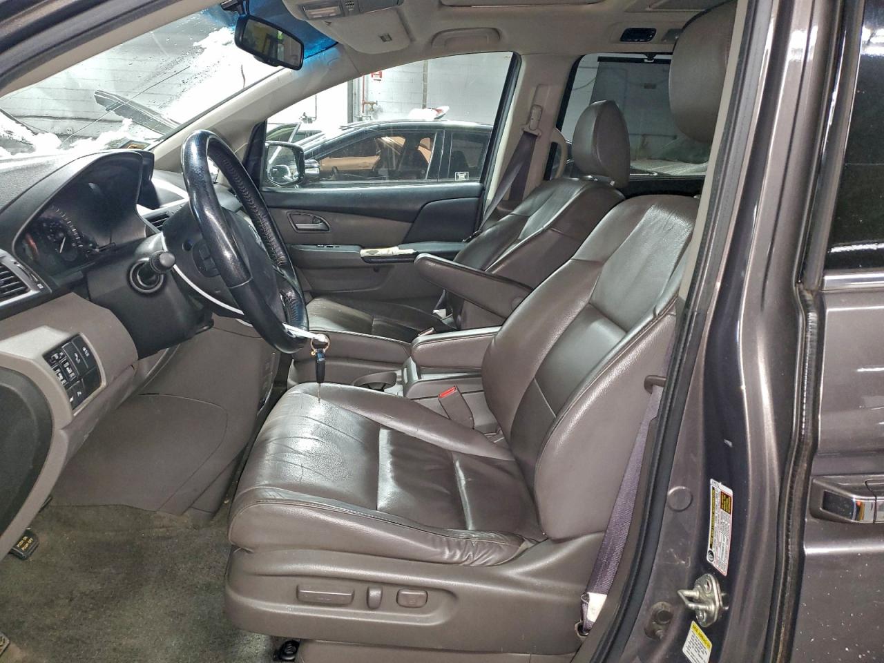 2012 HONDA ODYSSEY TOURING photo 13
