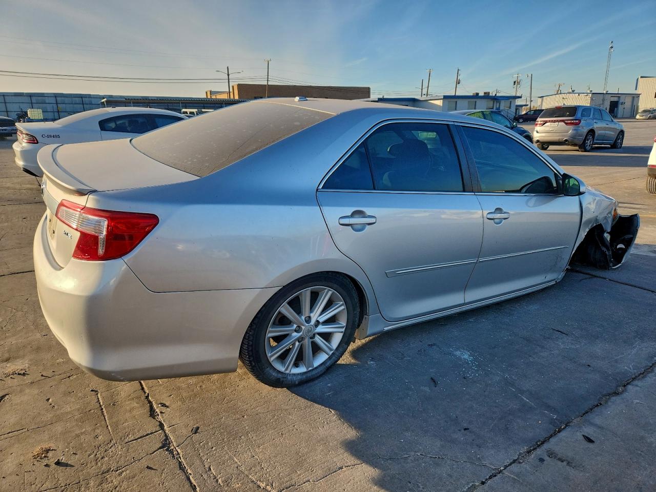 2013 TOYOTA CAMRY L photo 5