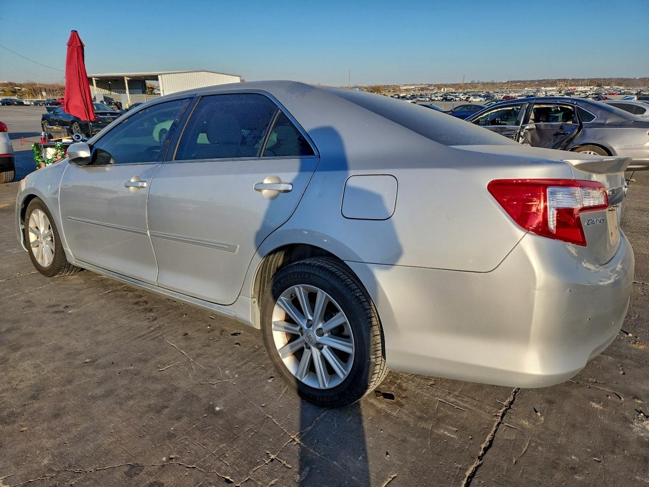 2013 TOYOTA CAMRY L photo 3