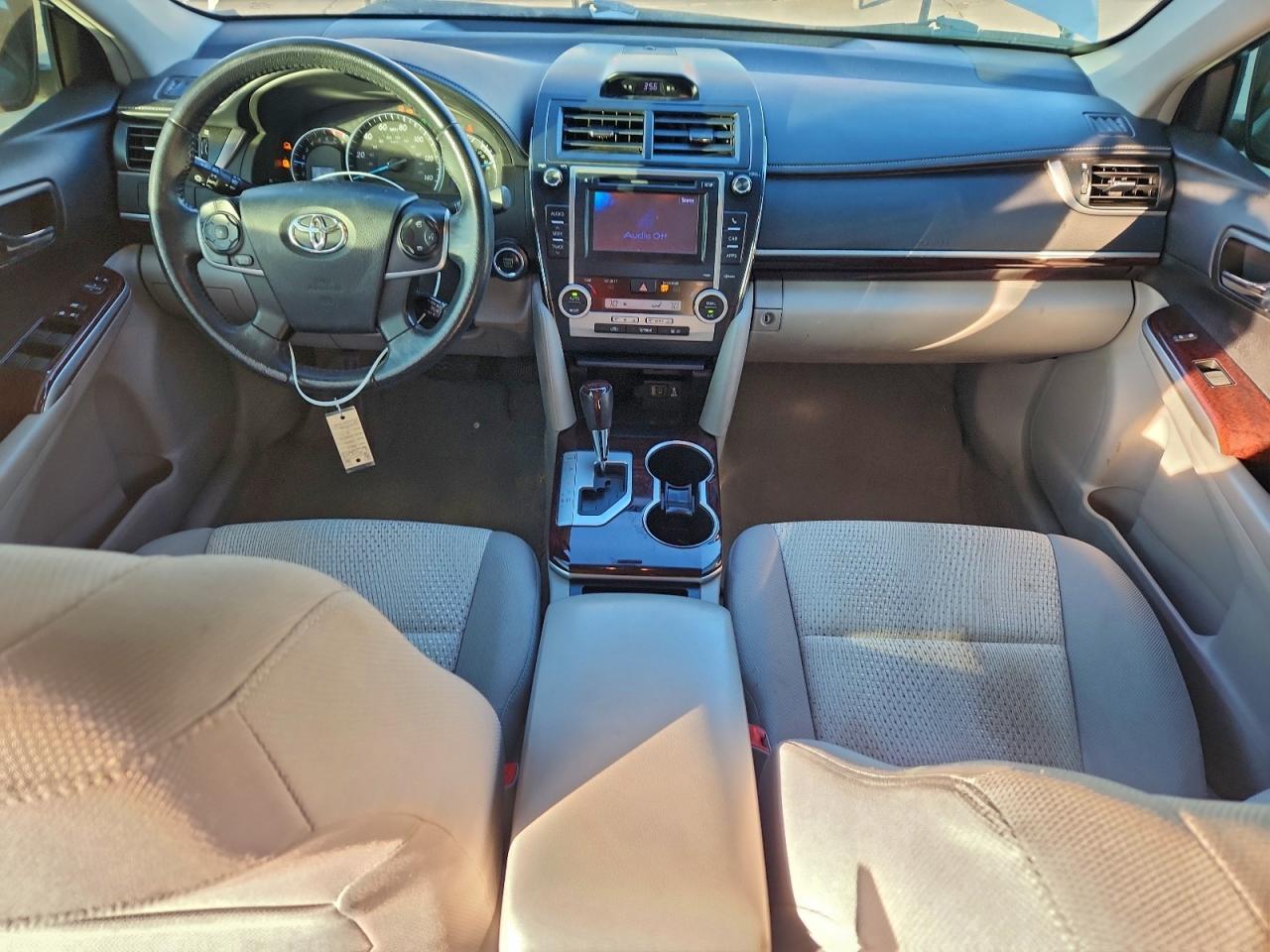 2013 TOYOTA CAMRY L photo 15