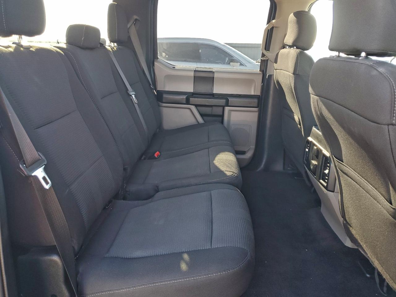2017 FORD F150 SUPERCREW photo 19
