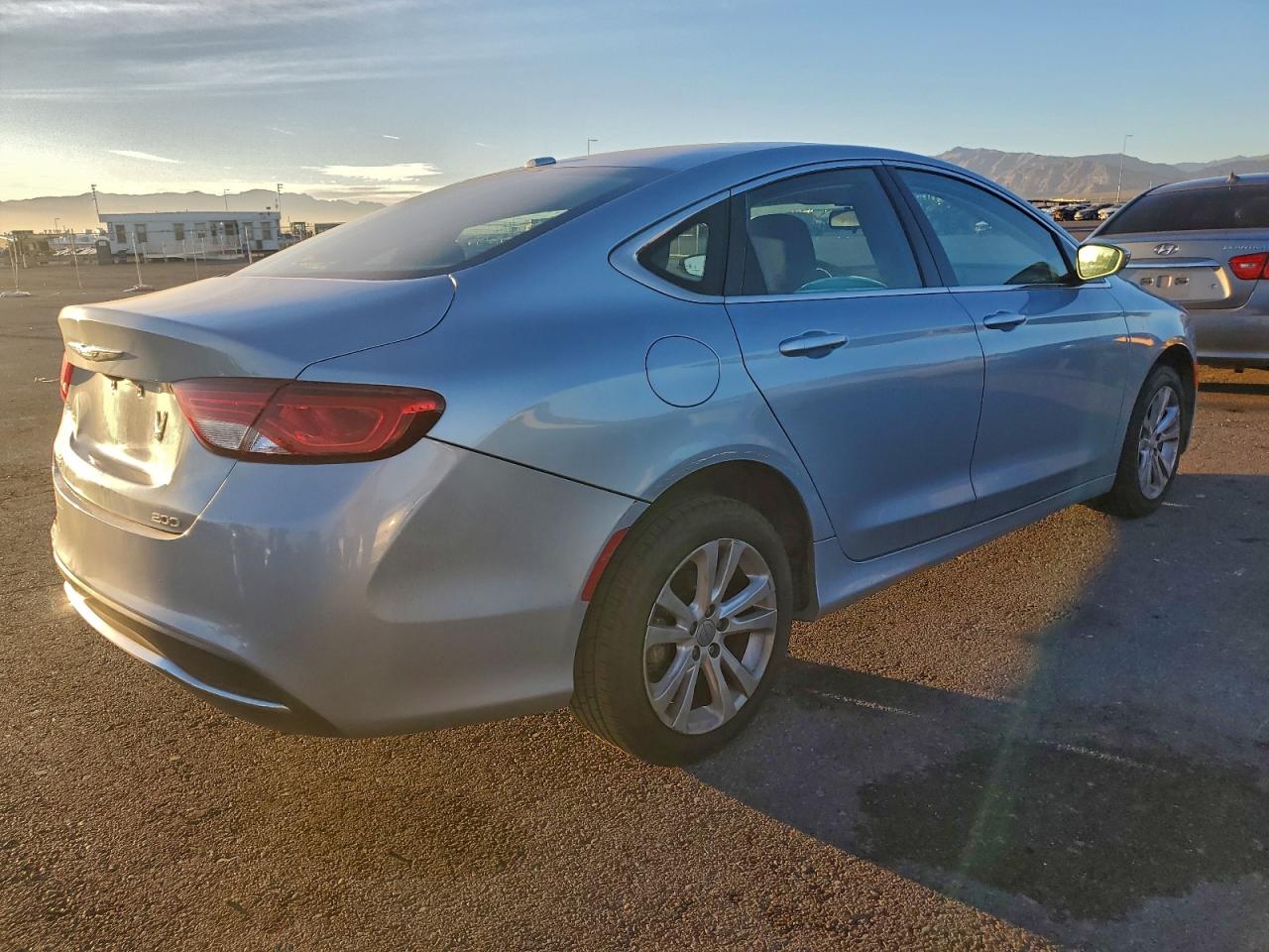 2015 CHRYSLER 200 LIMITED photo 3