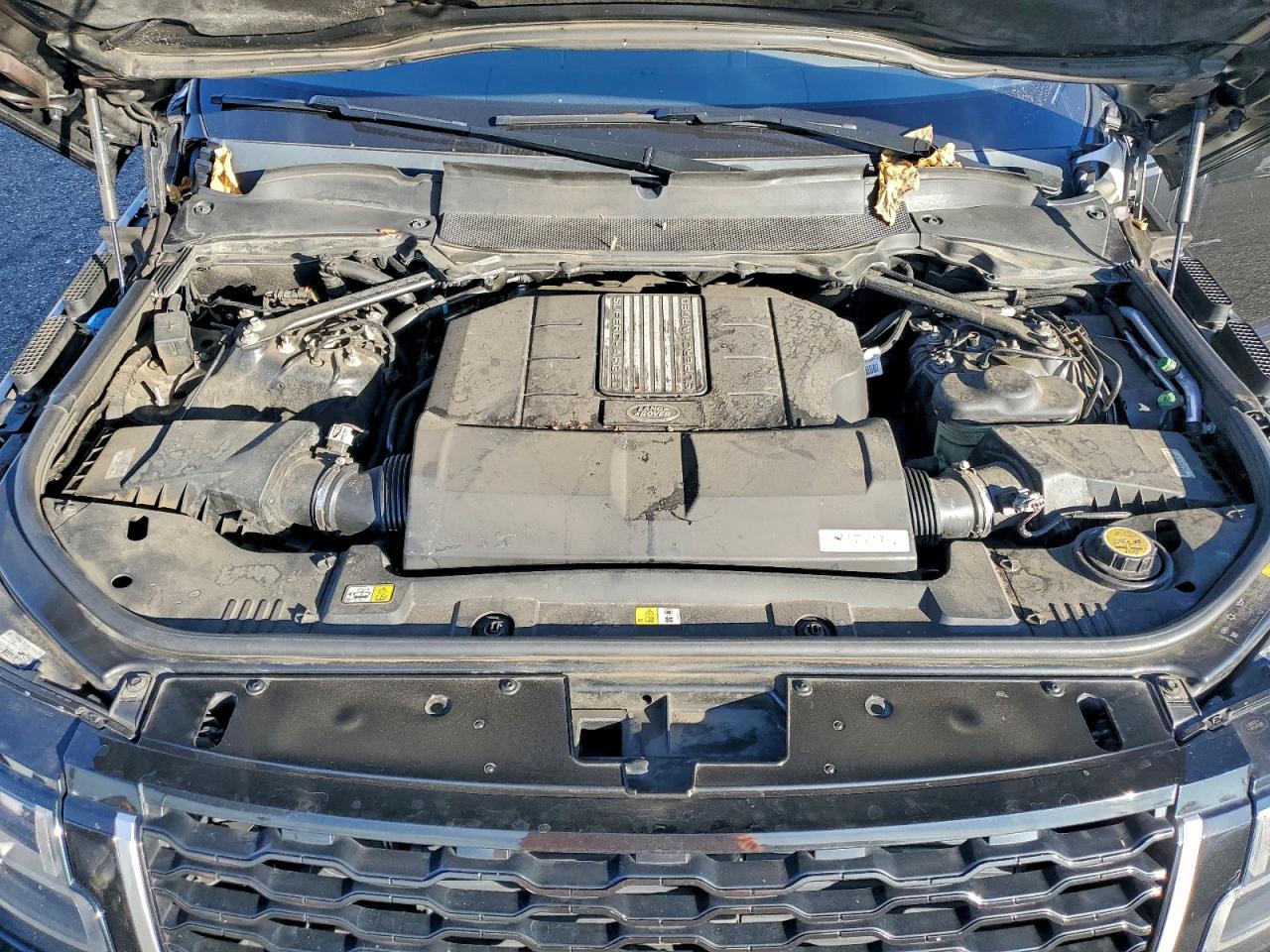2018 LAND ROVER RANGE ROVER SUPERCHARGED photo 23