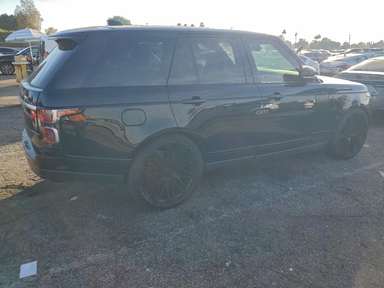 2018 LAND ROVER RANGE ROVER SUPERCHARGED photo 5