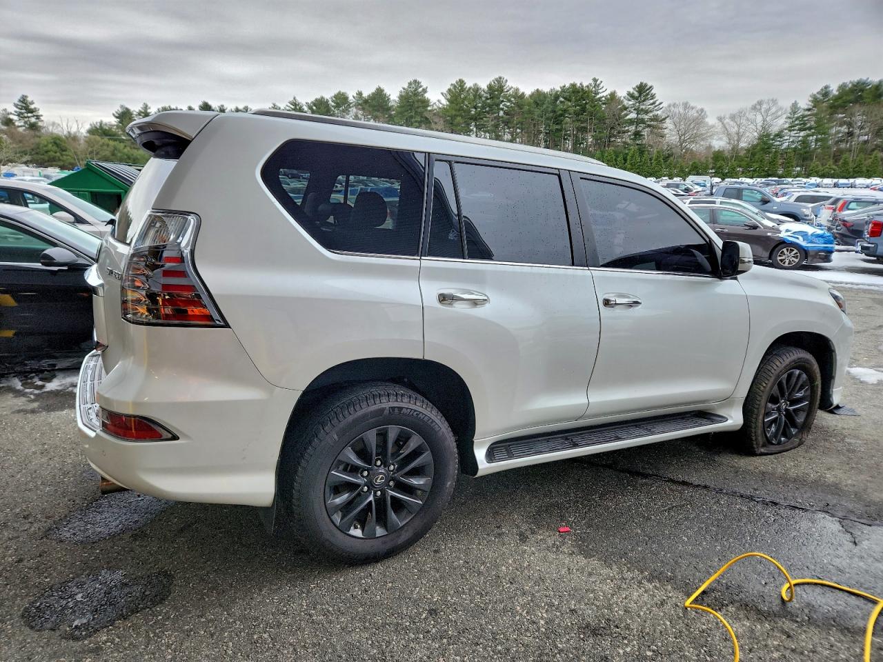 2023 LEXUS GX 460 photo 3