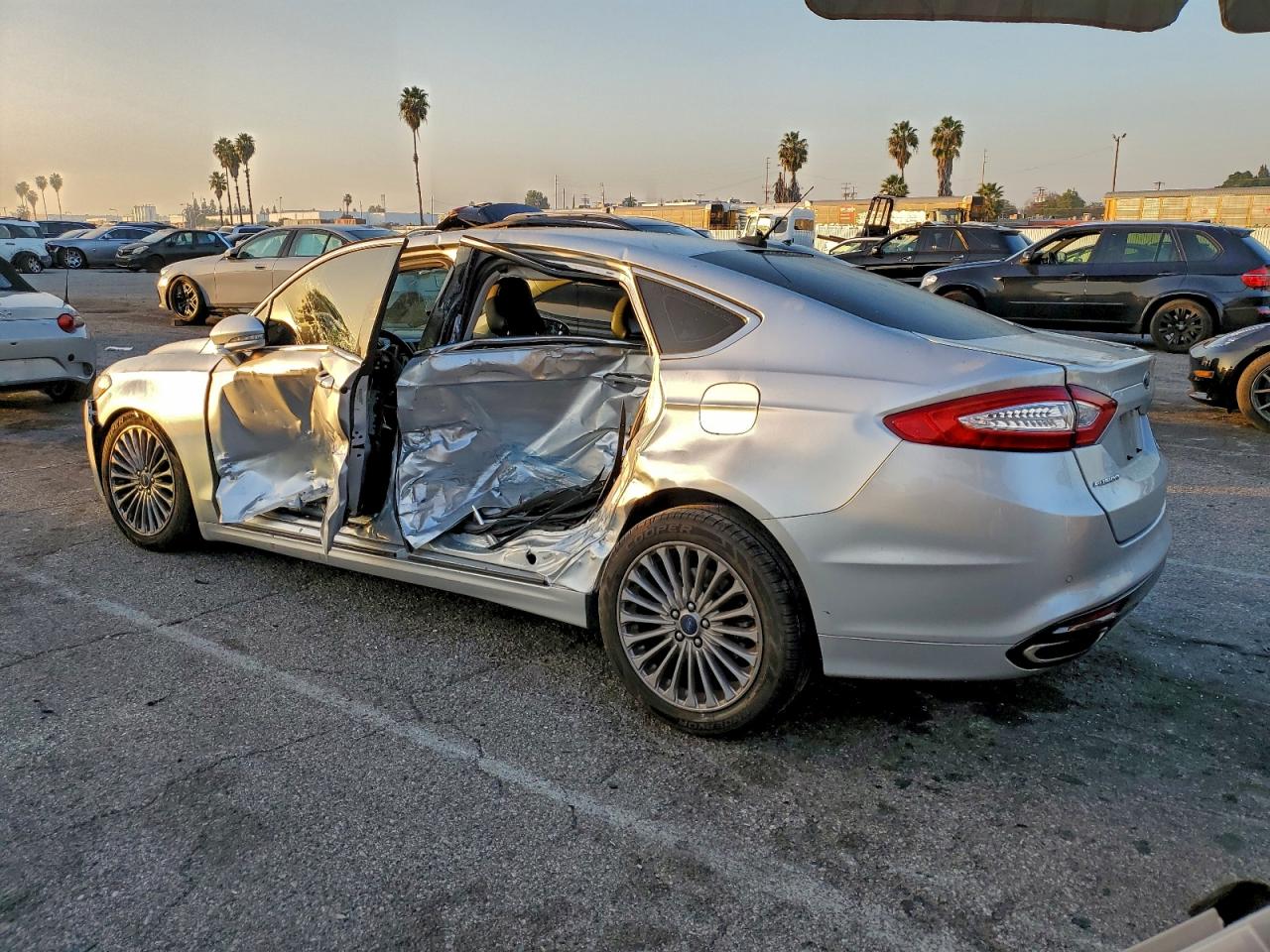 2016 FORD FUSION TITANIUM photo 3