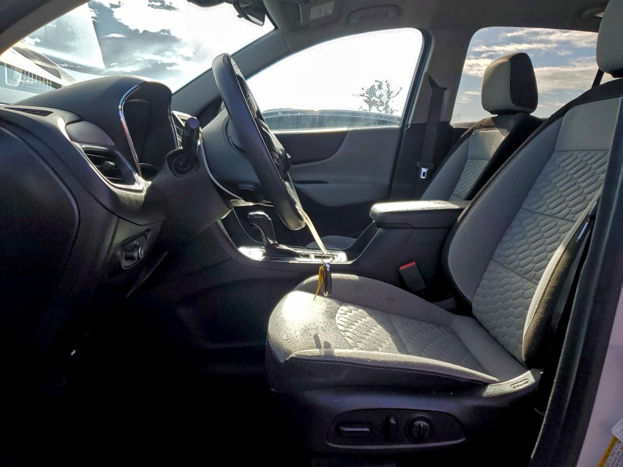 2019 CHEVROLET EQUINOX LT photo 13