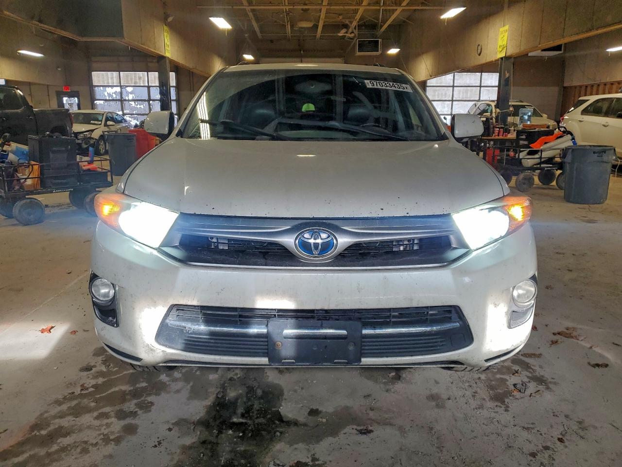 2013 TOYOTA HIGHLANDER HYBRID LIMITED photo 9