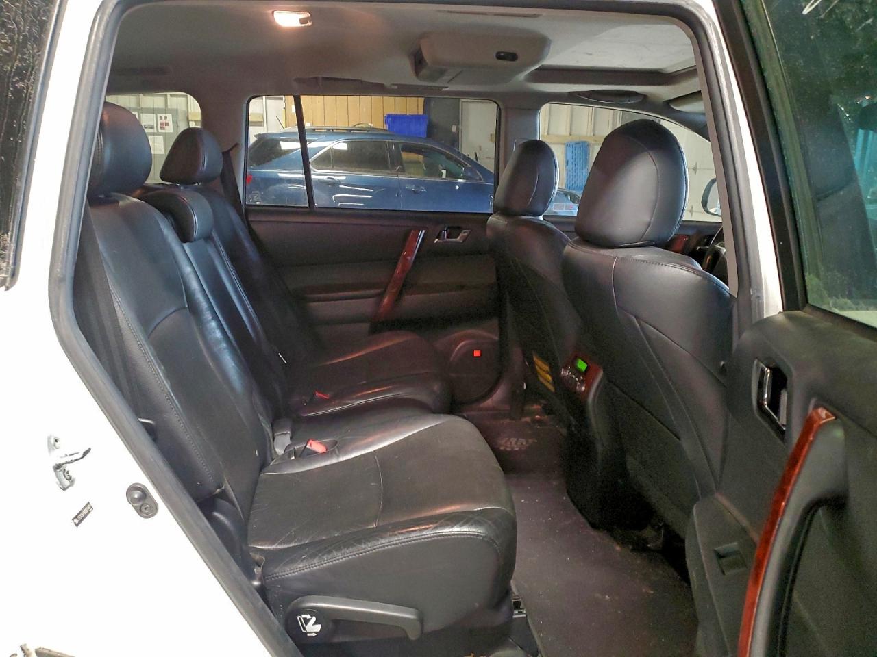 2013 TOYOTA HIGHLANDER HYBRID LIMITED photo 21