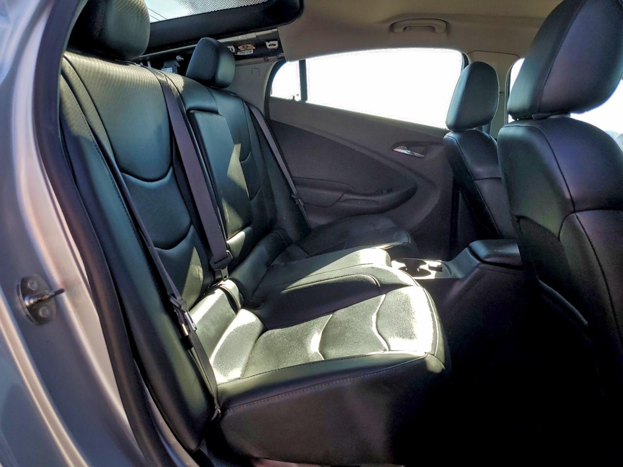 2017 CHEVROLET VOLT LT photo 19
