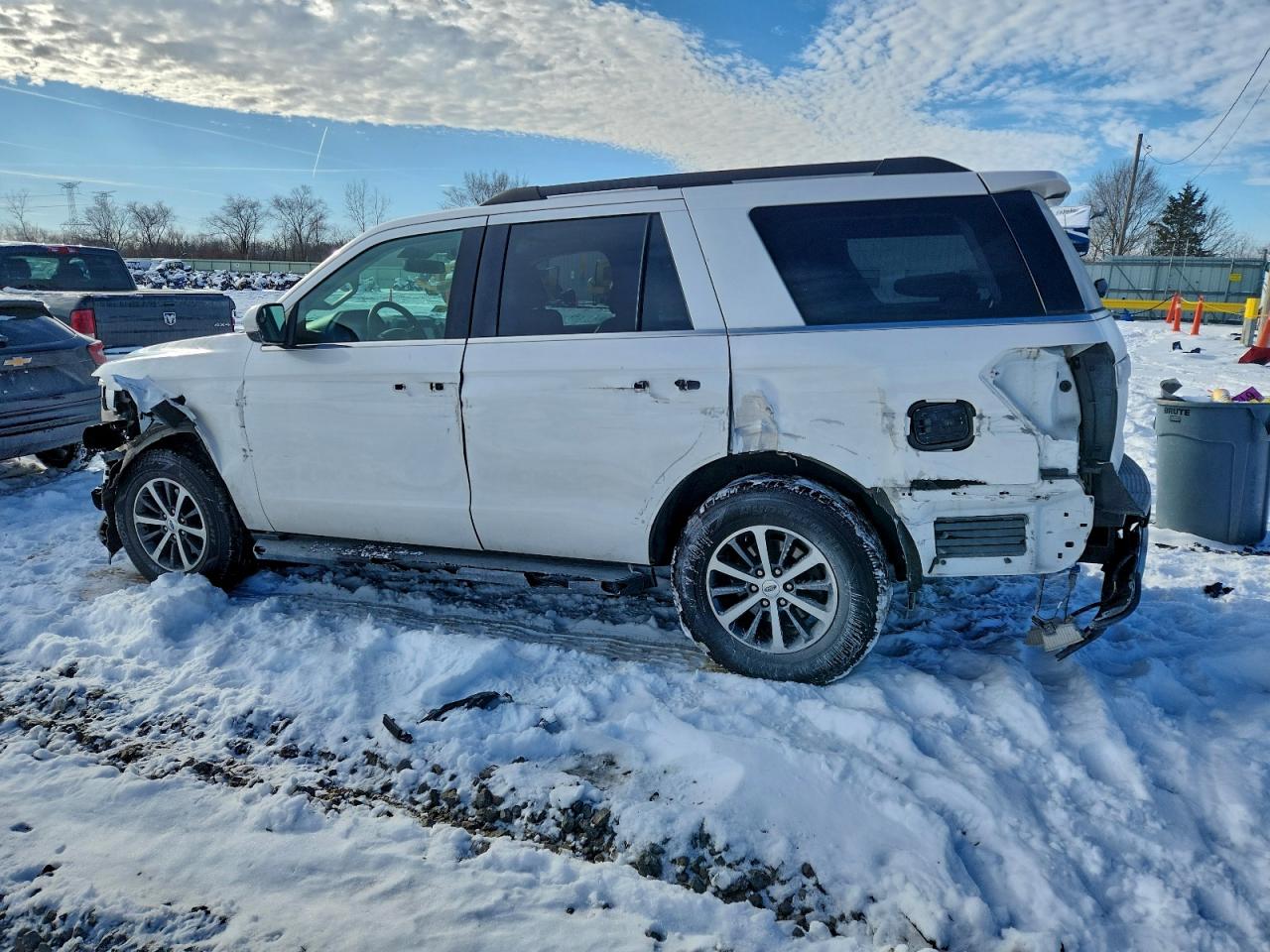 2019 FORD EXPEDITION XLT photo 4